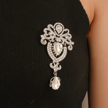 1DB Design Luxus Teljes Gyémánt Korona Trófea Kristály Női Kabát Bross Ékszerek