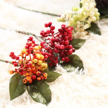 22CM Dekoratív Mini Karácsonyi Matt Mesterséges Berry Élénk Piros Holly Berry Holly Bogyók Haza Garland Új Gyönyörű