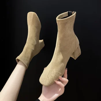 A nők szögletes orr boka csizma 2021 őszi-téli női cipzáras négyzetméter magas sarkú meleg velúr divat női rövid csizma