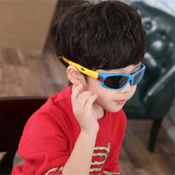 Szuper Könnyű Gyerekek Polarizált Napszemüveg, Gyerekek, Sport napszemüvegek UV400 Védelem Kültéri Biztonsági Gumi Oculos